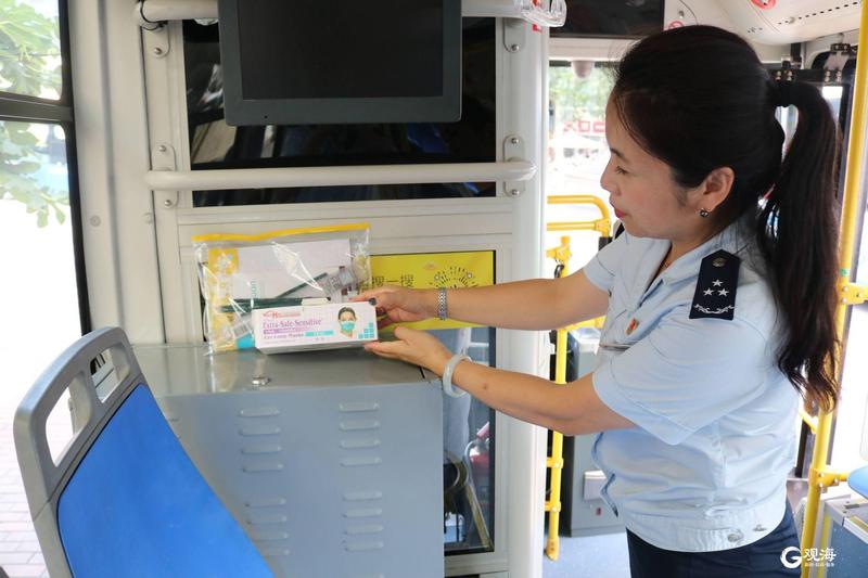 設立"護學崗"、備好應急袋…青島公交全力護航"開學季"